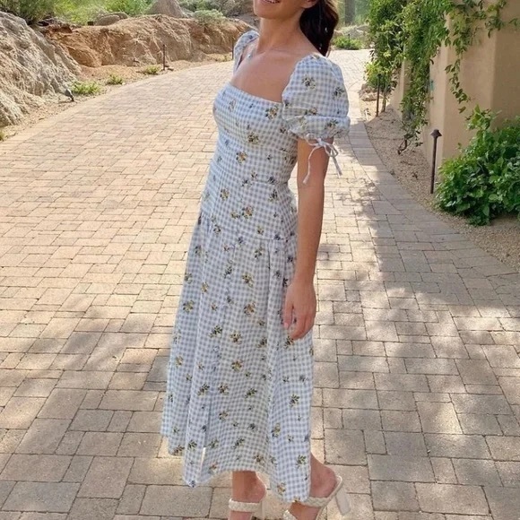 Reformation Dresses & Skirts - NWT Reformation Melony Dress Blue Gingham Floral Linen